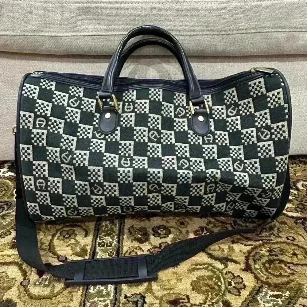 Etienne Aigner Carry-On Luggage Travel Duffle Bag Vintage Classic CLEAN